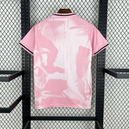 REAL MADRID PINK DREAM KIT