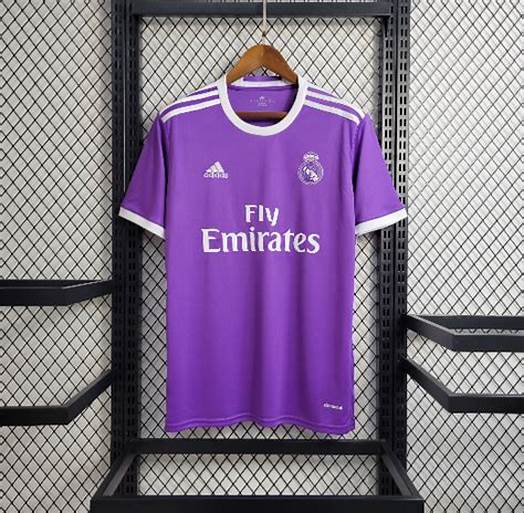 Real Madrid Away Shirt Retro 17/18